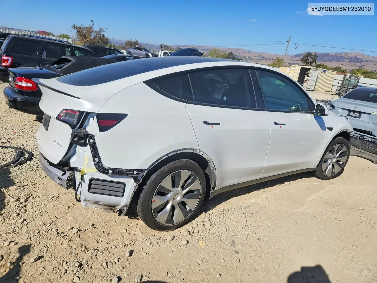 2021 TESLA MODEL Y VIN 5YJYGDEE8MF232010 — фото 3