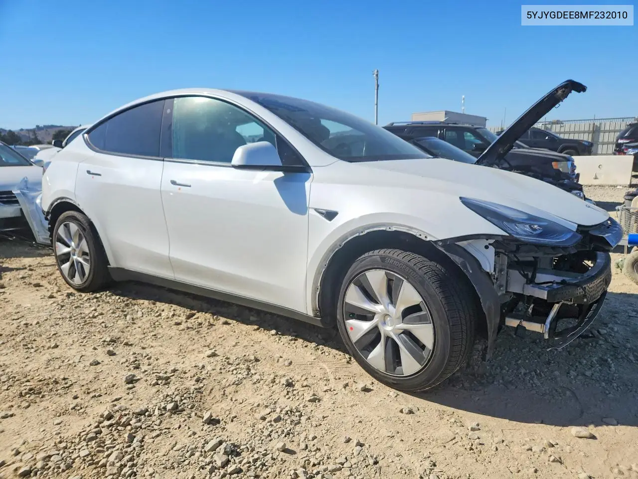 2021 TESLA MODEL Y VIN 5YJYGDEE8MF232010 — фото 4