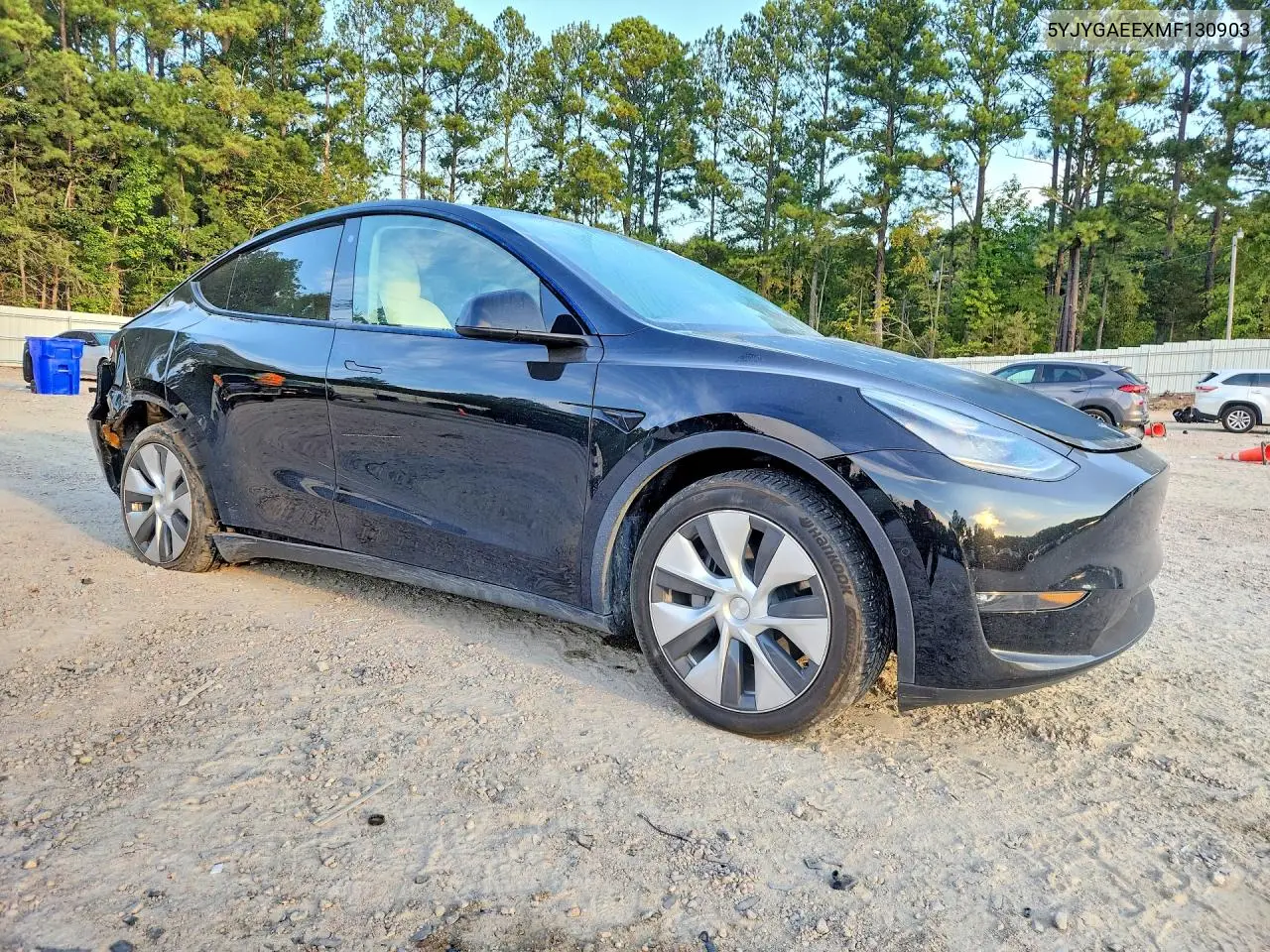 2021 TESLA MODEL Y VIN 5YJYGAEEXMF130903 — фото 4