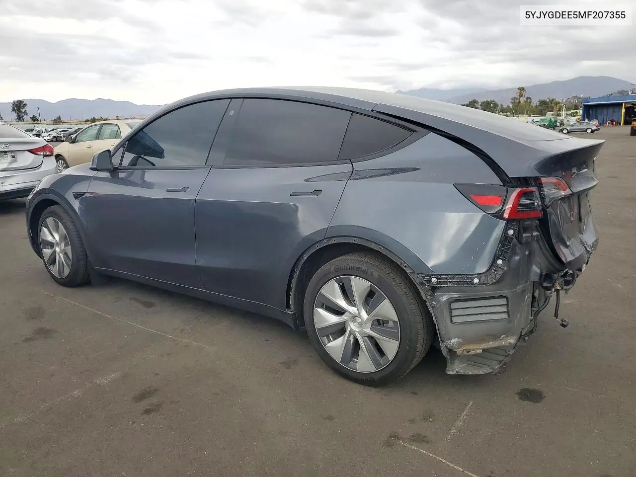 2021 TESLA MODEL Y VIN 5YJYGDEE5MF207355 — фото 2