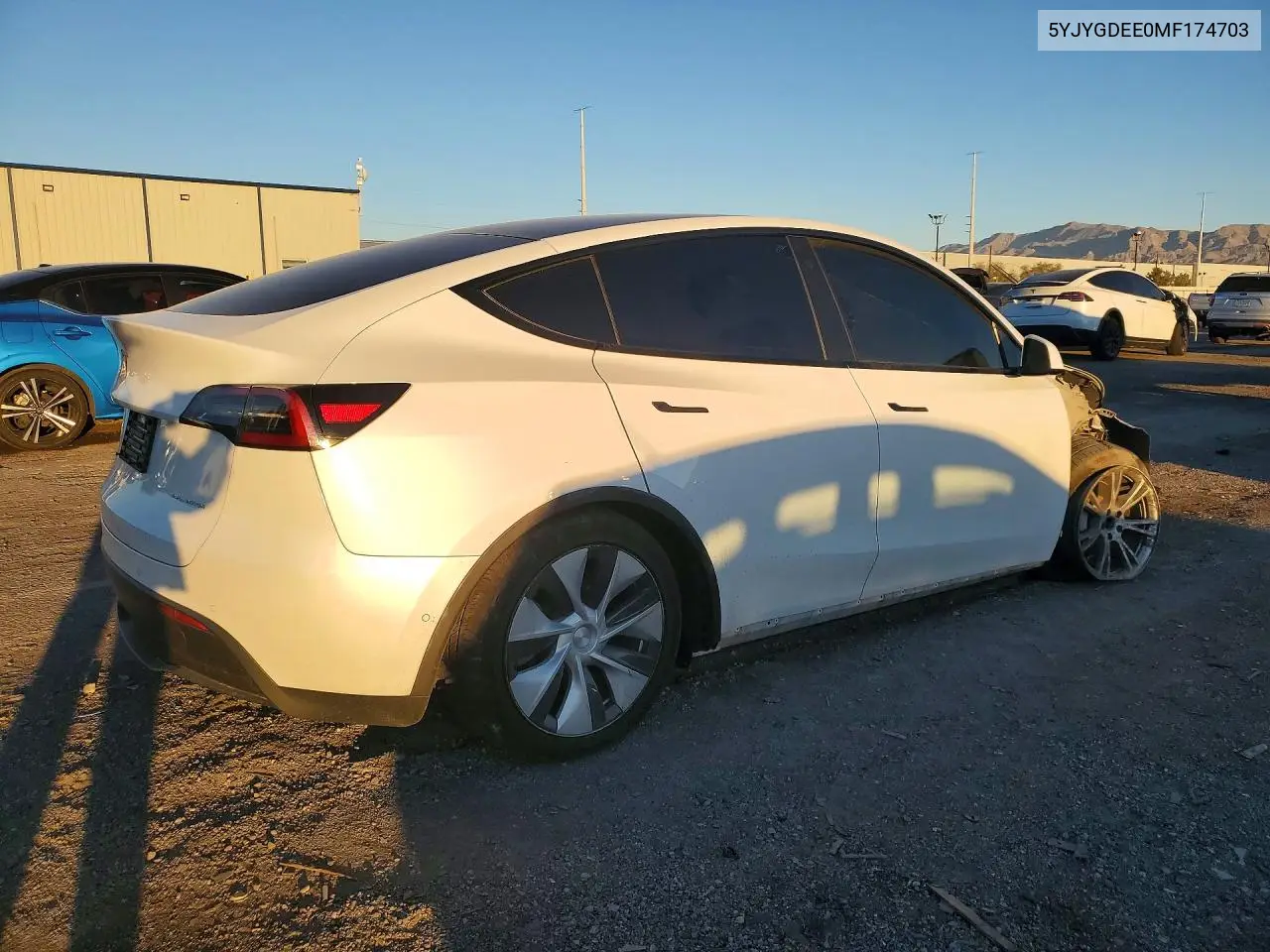 2021 TESLA MODEL Y VIN 5YJYGDEE0MF174703 — фото 3