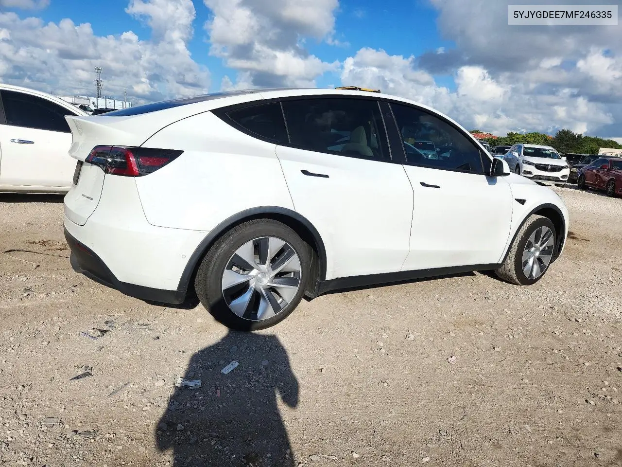 2021 TESLA MODEL Y VIN 5YJYGDEE7MF246335 — фото 3