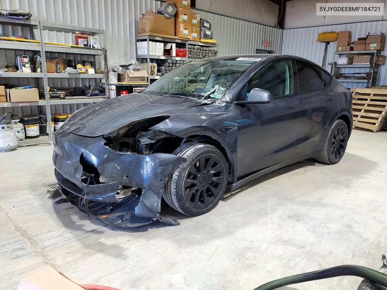 TESLA MODEL Y 2021, VIN 5YJYGDEE8MF184721