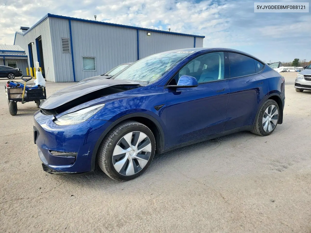 TESLA MODEL Y 2021, VIN 5YJYGDEE8MF088121