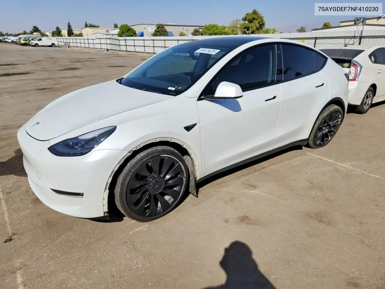 TESLA MODEL Y 2022, VIN 7SAYGDEF7NF410230