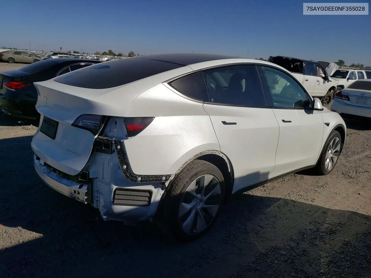 2022 TESLA MODEL Y VIN 7SAYGDEE0NF355028 — фото 3