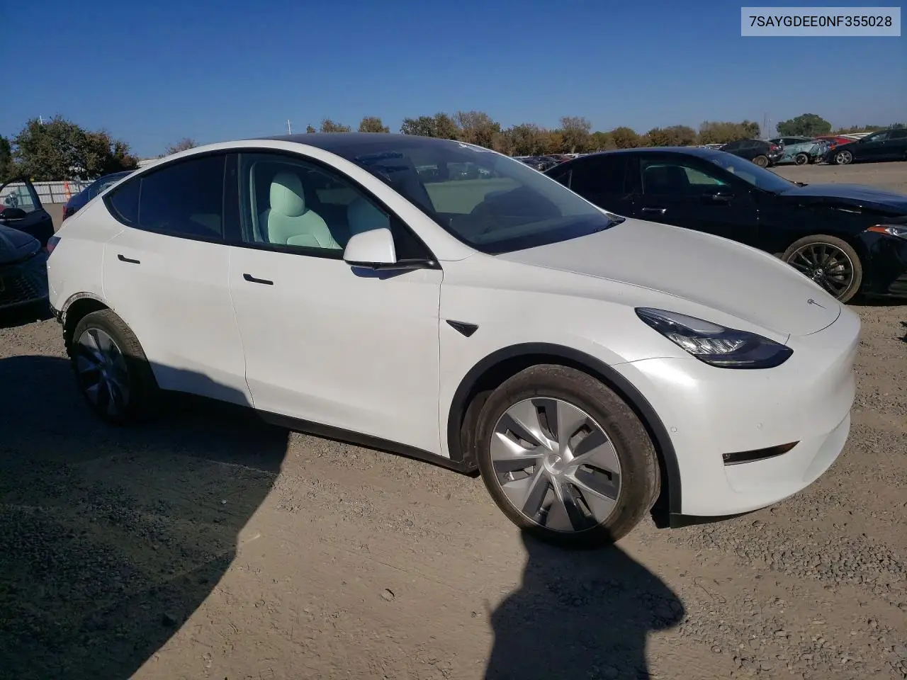 2022 TESLA MODEL Y VIN 7SAYGDEE0NF355028 — фото 4
