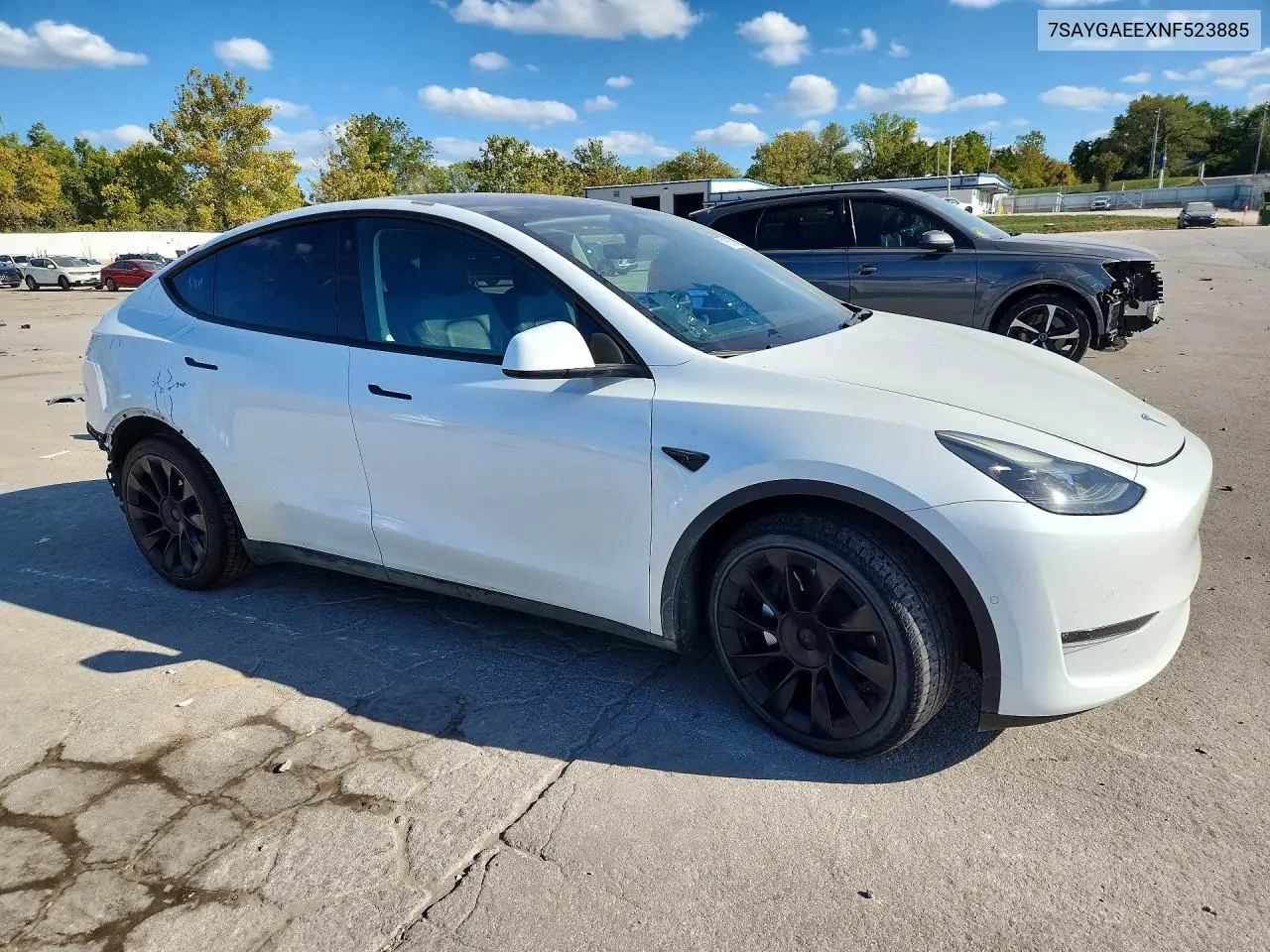 2022 TESLA MODEL Y VIN 7SAYGAEEXNF523885 — фото 4
