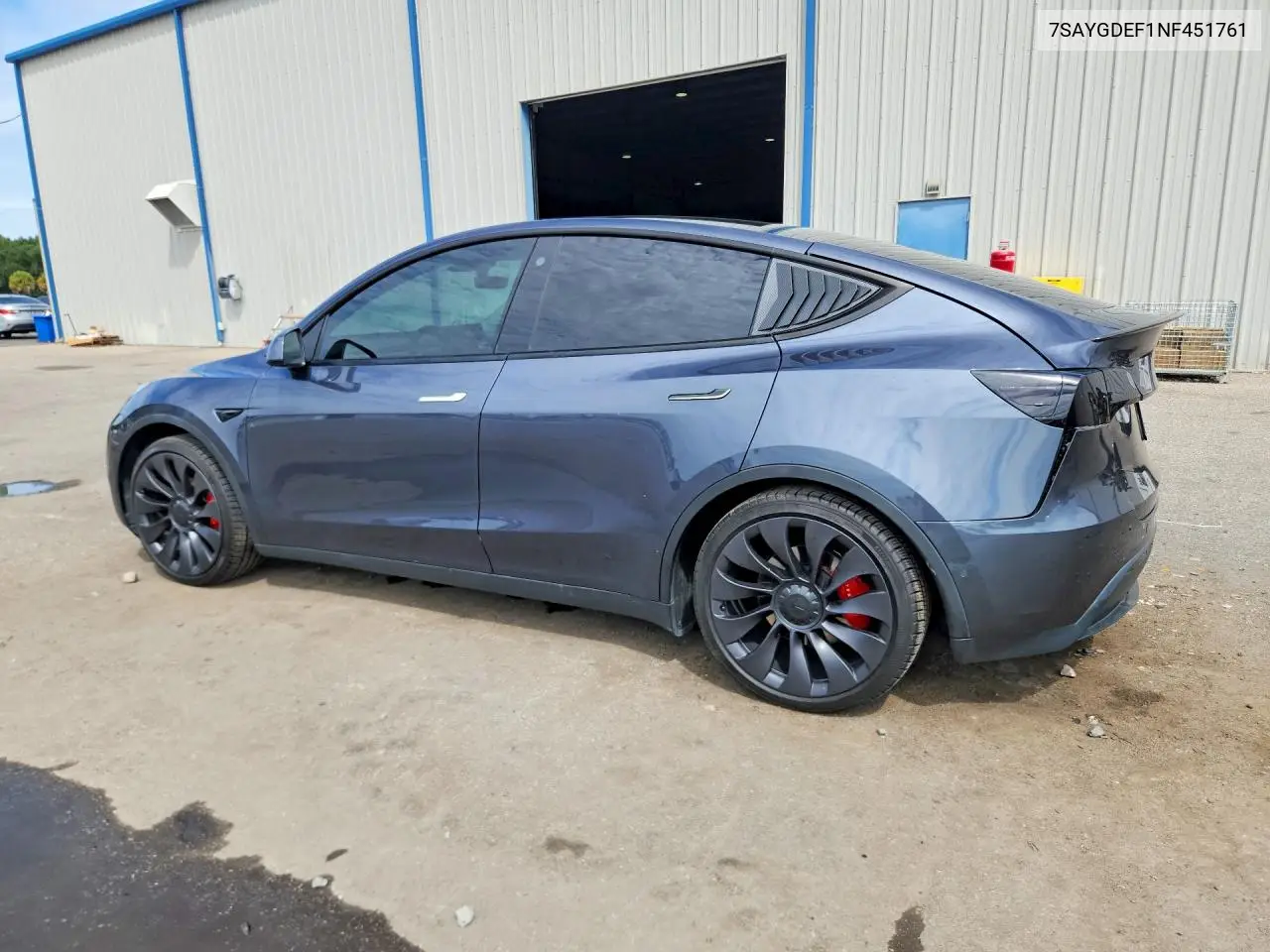 2022 TESLA MODEL Y VIN 7SAYGDEF1NF451761 — фото 2