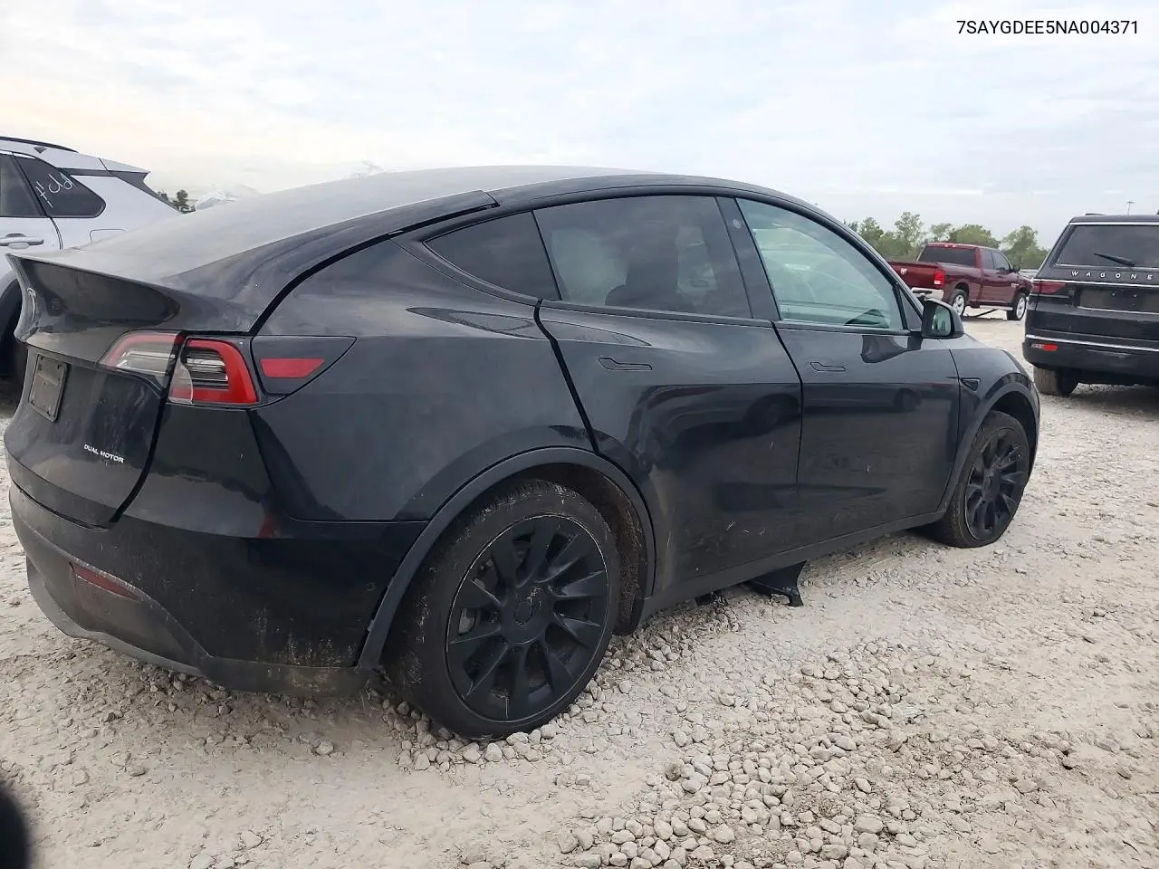 2022 TESLA MODEL Y VIN 7SAYGDEE5NA004371 — фото 3