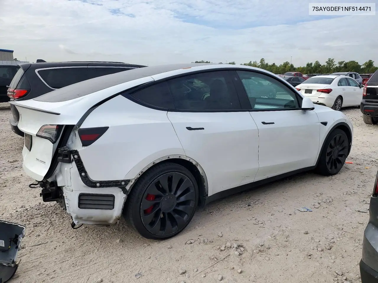 2022 TESLA MODEL Y VIN 7SAYGDEF1NF514471 — фото 3