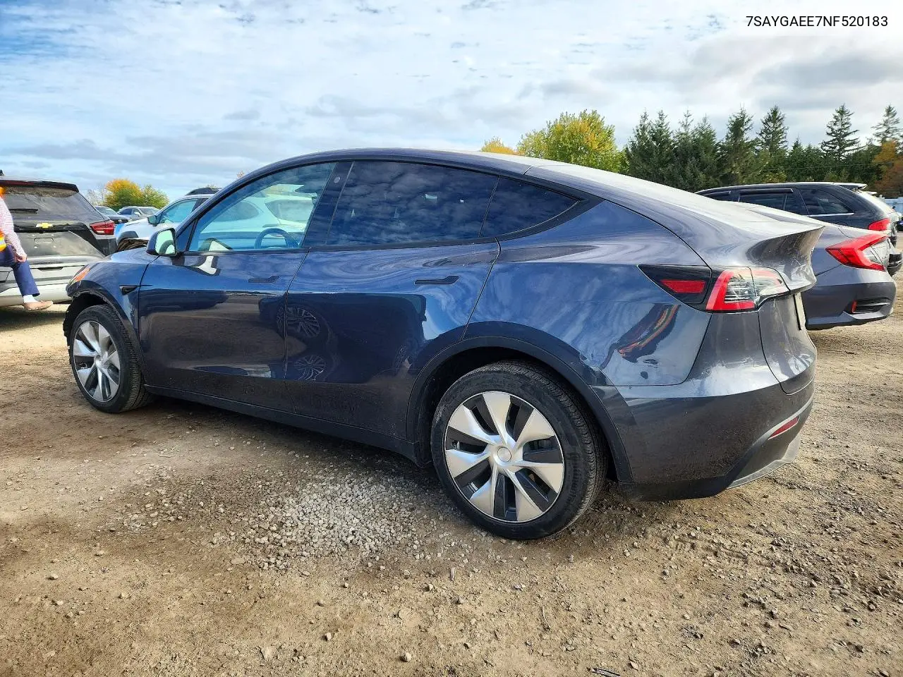 2022 TESLA MODEL Y VIN 7SAYGAEE7NF520183 — фото 2