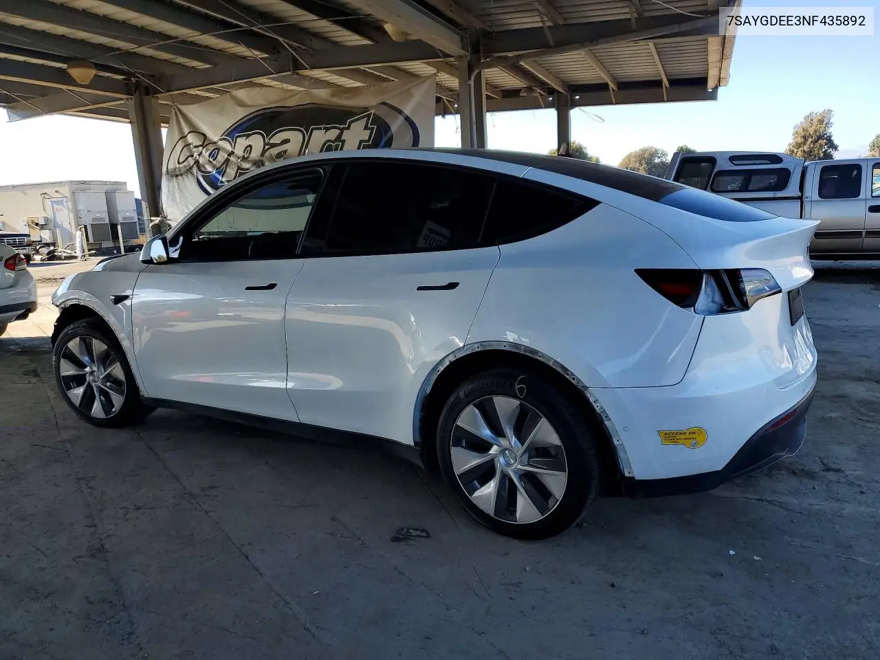 2022 TESLA MODEL Y VIN 7SAYGDEE3NF435892 — фото 2