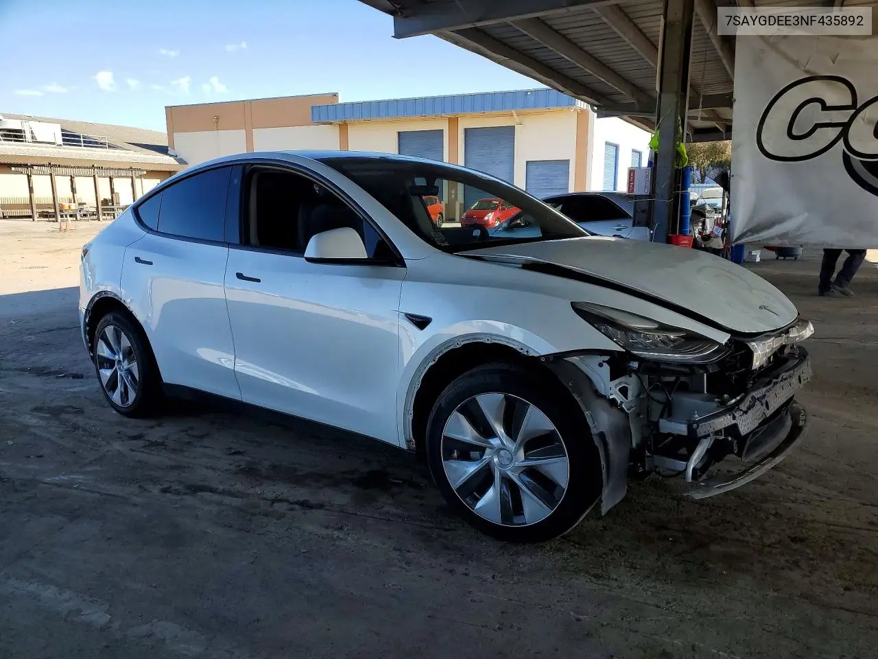 2022 TESLA MODEL Y VIN 7SAYGDEE3NF435892 — фото 4