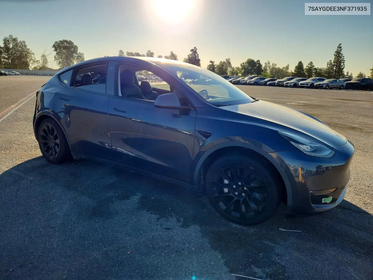 2022 TESLA MODEL Y VIN 7SAYGDEE3NF371935 — фото 4