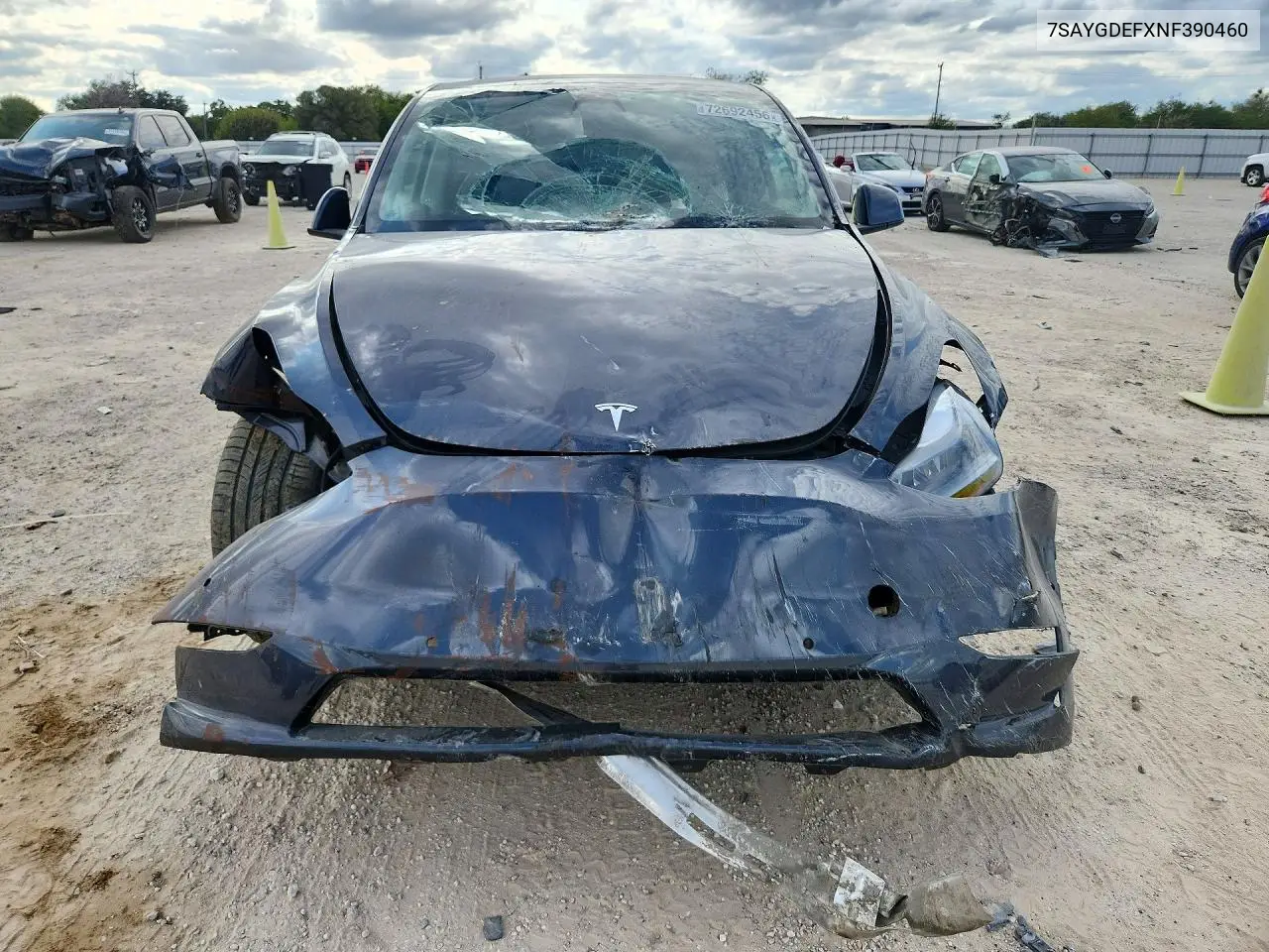 2022 TESLA MODEL Y VIN 7SAYGDEFXNF390460 — фото 5