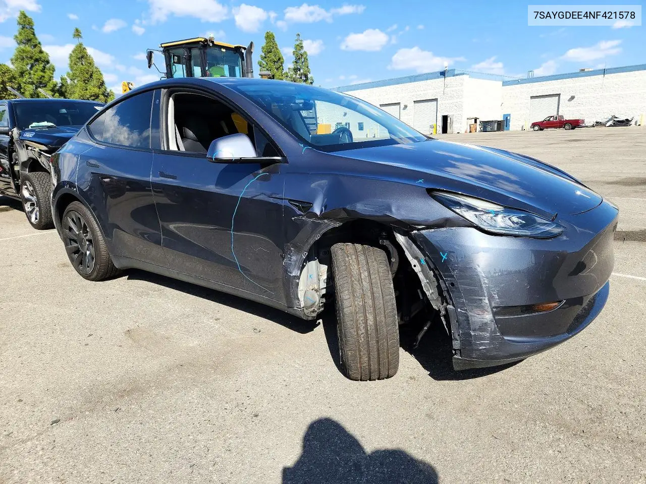 2022 TESLA MODEL Y VIN 7SAYGDEE4NF421578 — фото 4