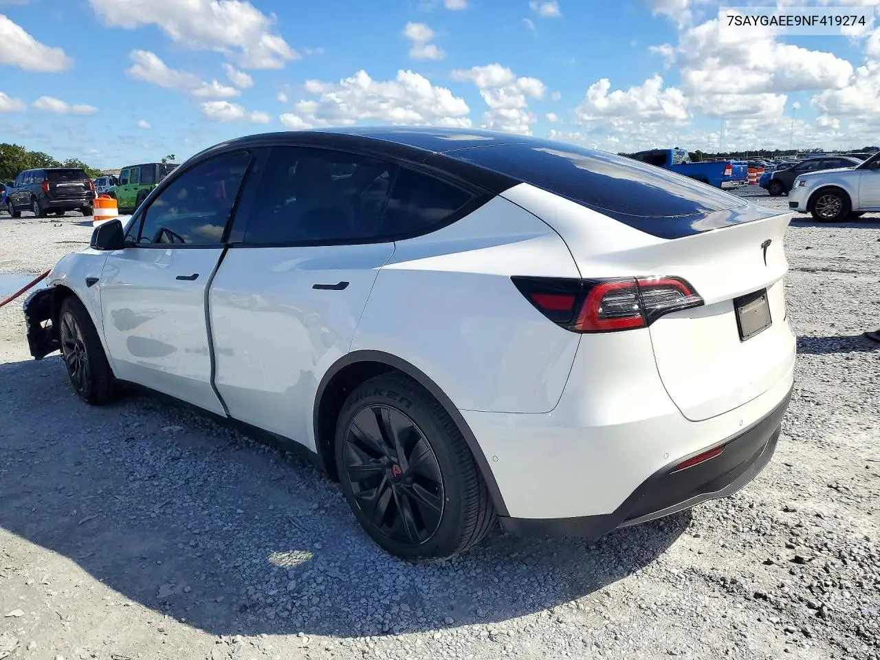 2022 TESLA MODEL Y VIN 7SAYGAEE9NF419274 — фото 2
