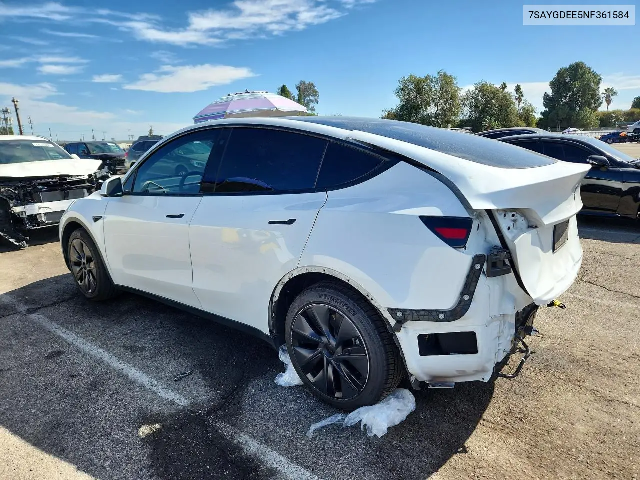 2022 TESLA MODEL Y VIN 7SAYGDEE5NF361584 — фото 2