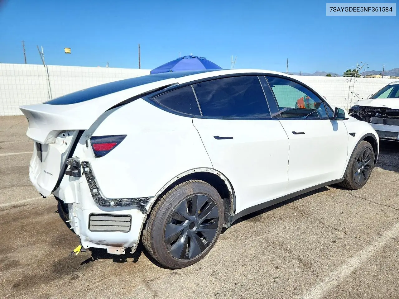2022 TESLA MODEL Y VIN 7SAYGDEE5NF361584 — фото 3
