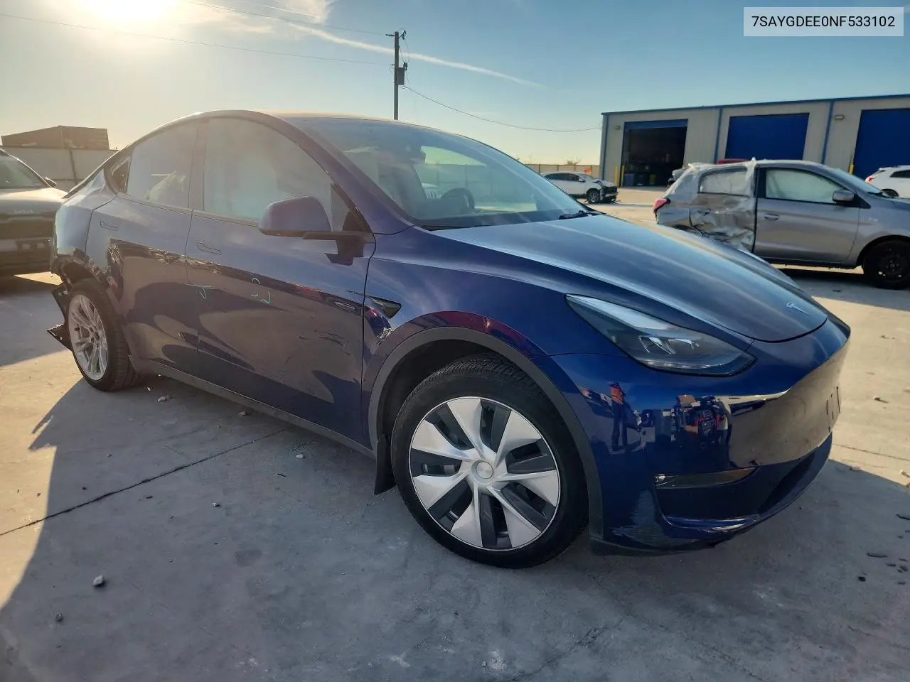 2022 TESLA MODEL Y VIN 7SAYGDEE0NF533102 — фото 4