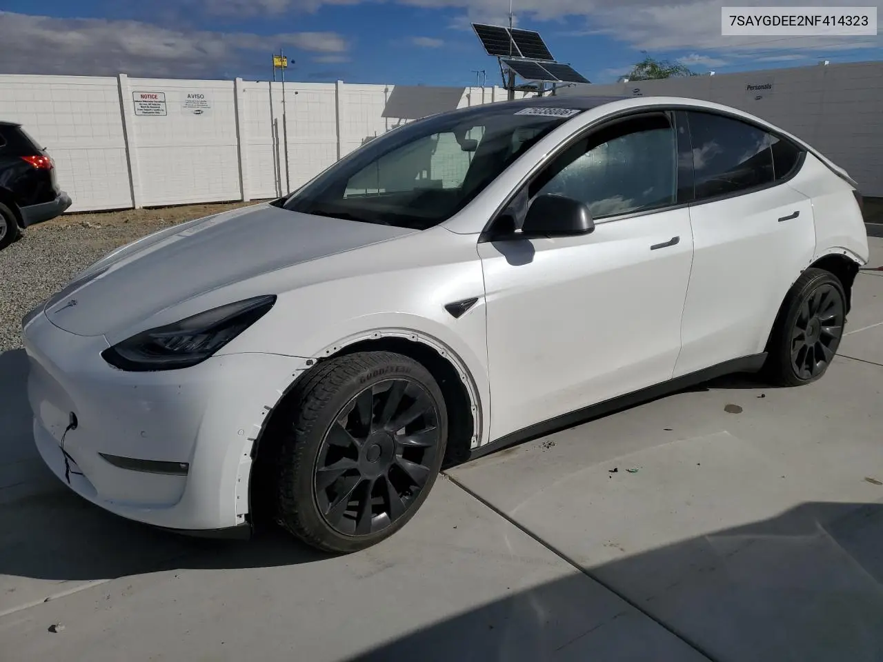TESLA MODEL Y 2022, VIN 7SAYGDEE2NF414323