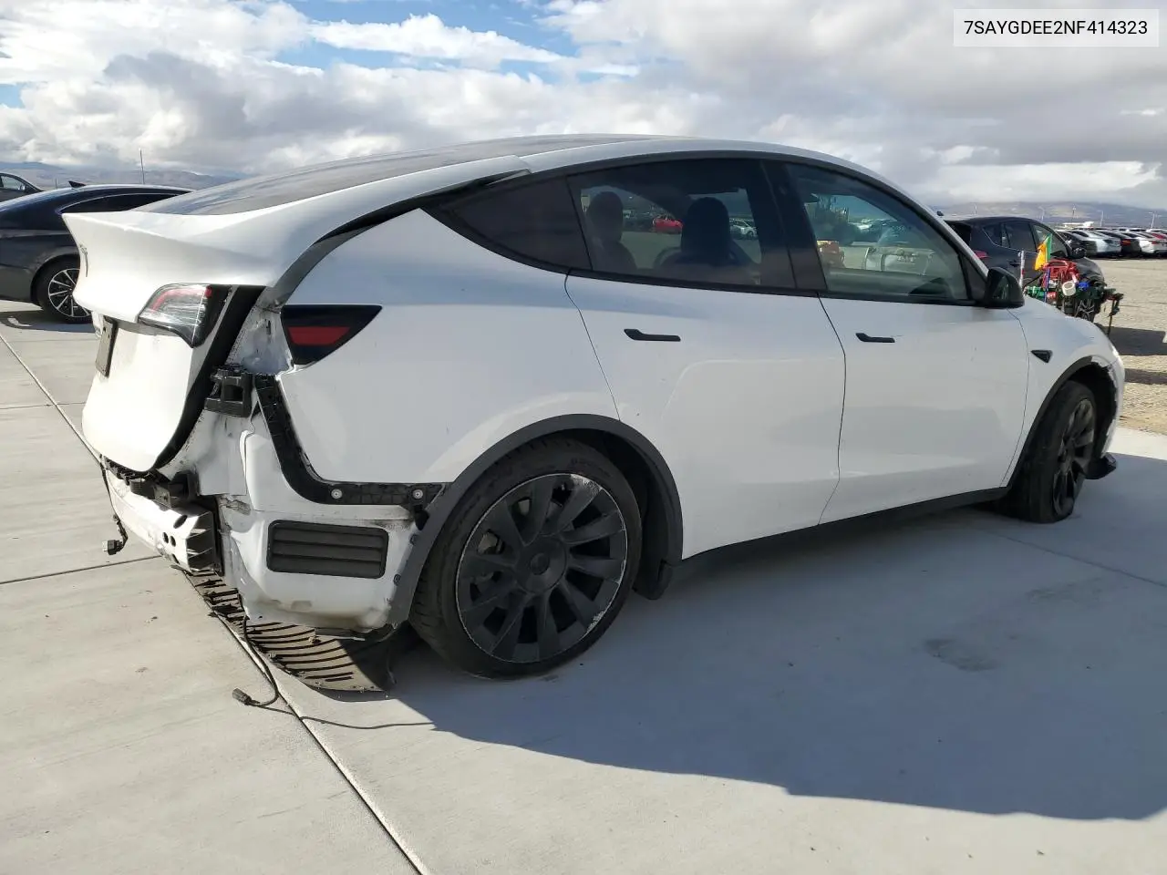 2022 TESLA MODEL Y VIN 7SAYGDEE2NF414323 — фото 3