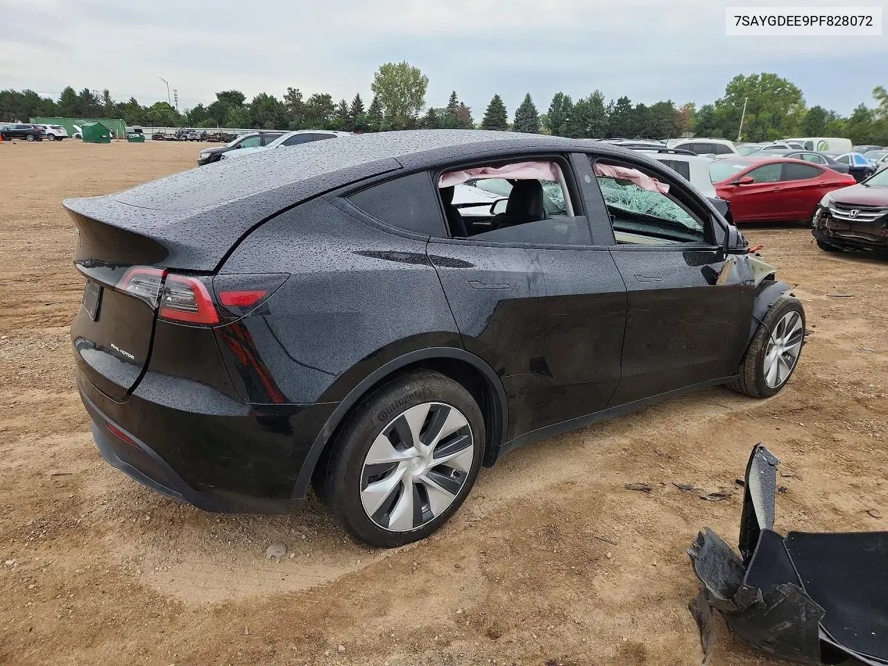 2023 TESLA MODEL Y VIN 7SAYGDEE9PF828072 — фото 3
