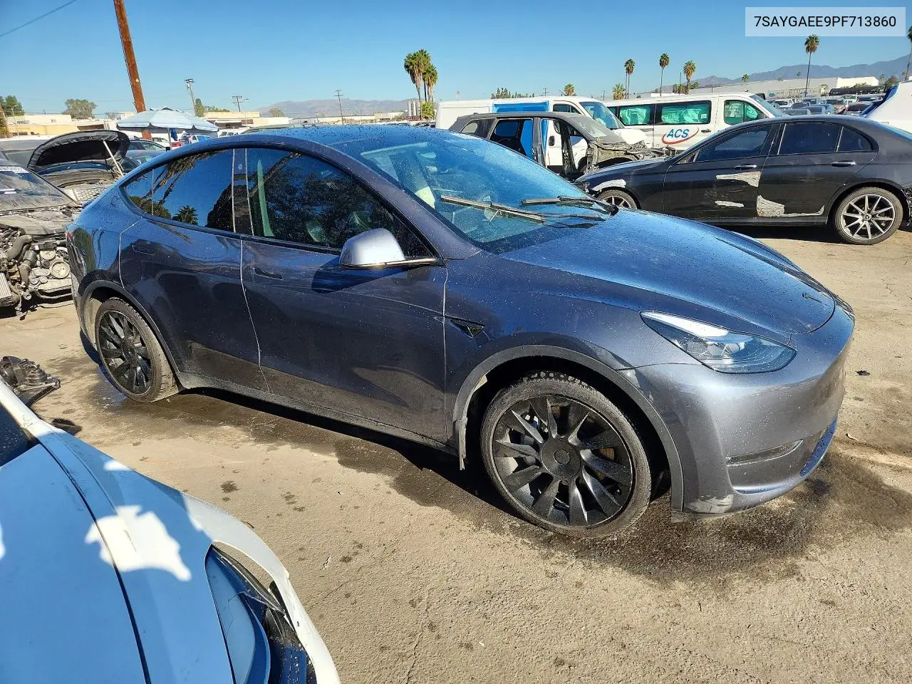 2023 TESLA MODEL Y VIN 7SAYGAEE9PF713860 — фото 4
