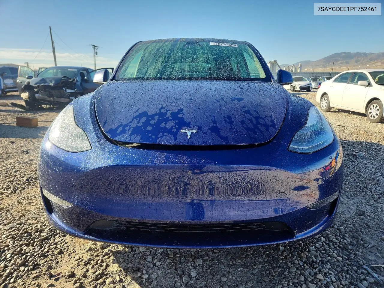 2023 TESLA MODEL Y VIN 7SAYGDEE1PF752461 — фото 5