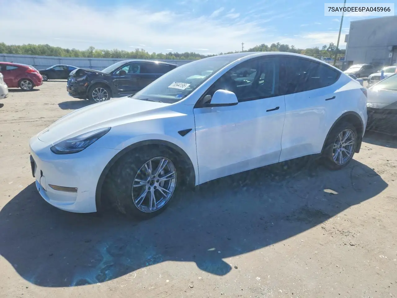 TESLA MODEL Y 2023, VIN 7SAYGDEE6PA045966