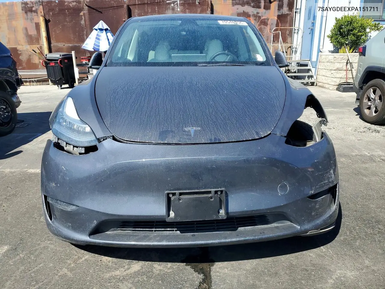 2023 TESLA MODEL Y VIN 7SAYGDEEXPA151711 — фото 5