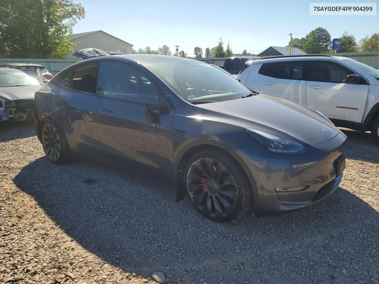 2023 TESLA MODEL Y VIN 7SAYGDEF4PF904399 — фото 4