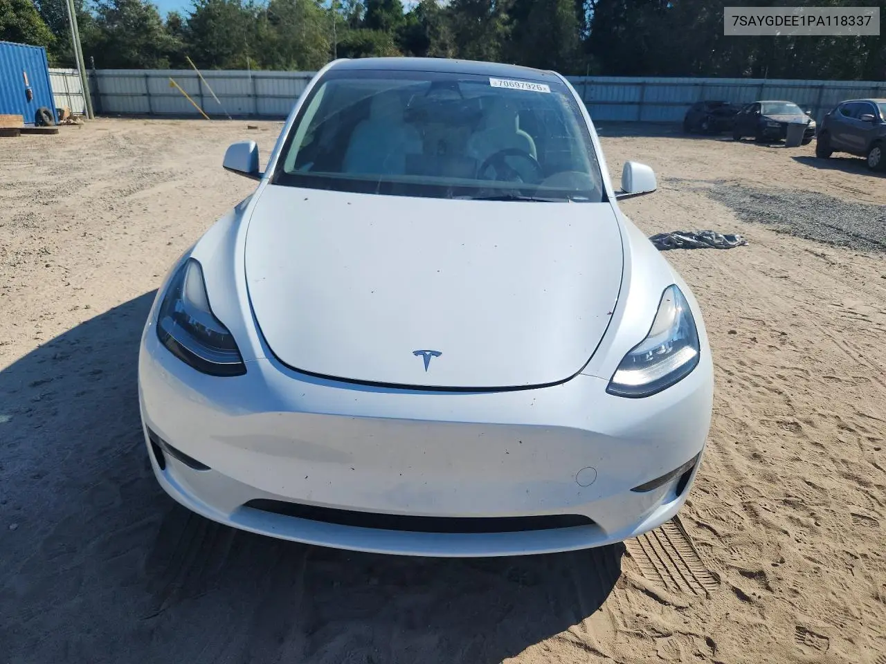 2023 TESLA MODEL Y VIN 7SAYGDEE1PA118337 — фото 5