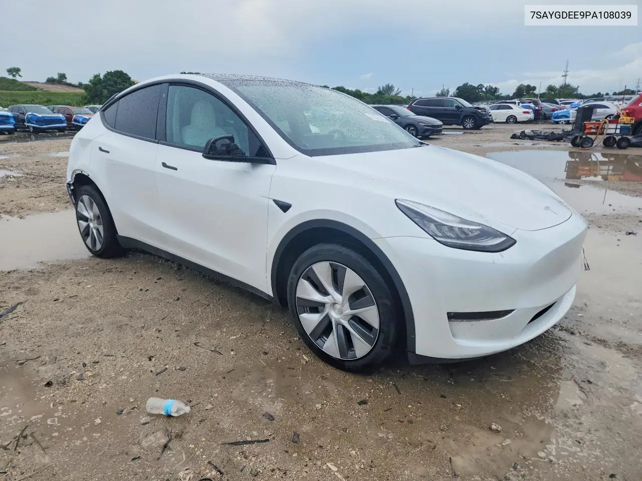 2023 TESLA MODEL Y VIN 7SAYGDEE9PA108039 — фото 4