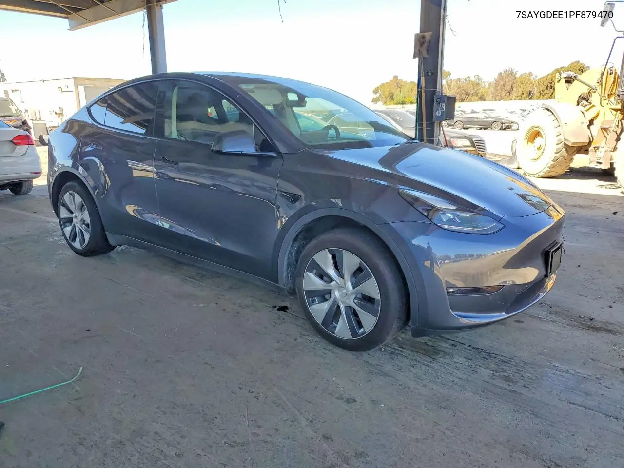2023 TESLA MODEL Y VIN 7SAYGDEE1PF879470 — фото 4