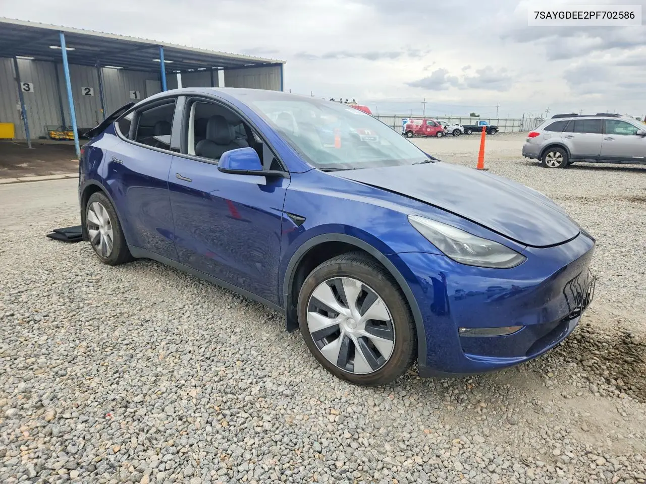 2023 TESLA MODEL Y VIN 7SAYGDEE2PF702586 — фото 4