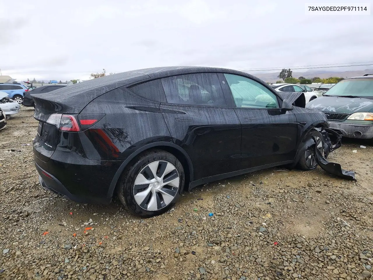 2023 TESLA MODEL Y VIN 7SAYGDED2PF971114 — фото 3