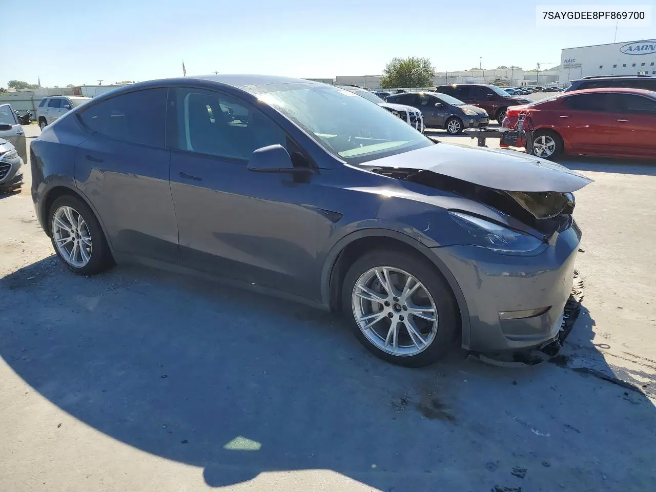 2023 TESLA MODEL Y VIN 7SAYGDEE8PF869700 — фото 4