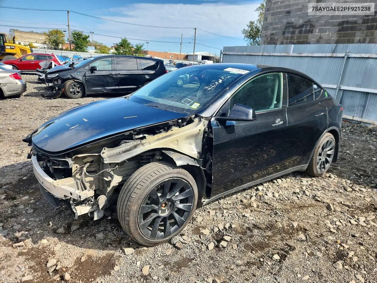 TESLA MODEL Y 2023, VIN 7SAYGAEE2PF921238