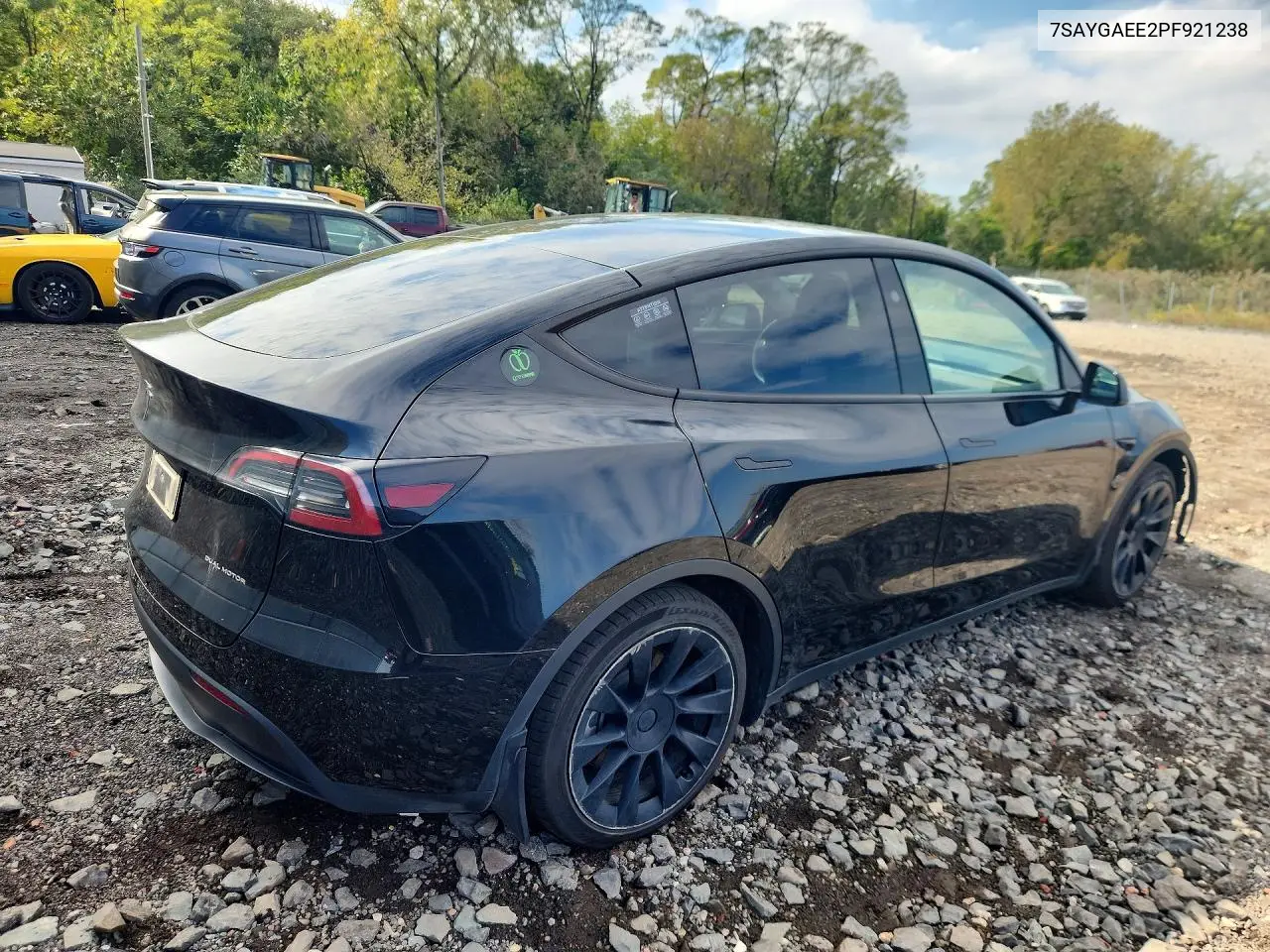 2023 TESLA MODEL Y VIN 7SAYGAEE2PF921238 — фото 3