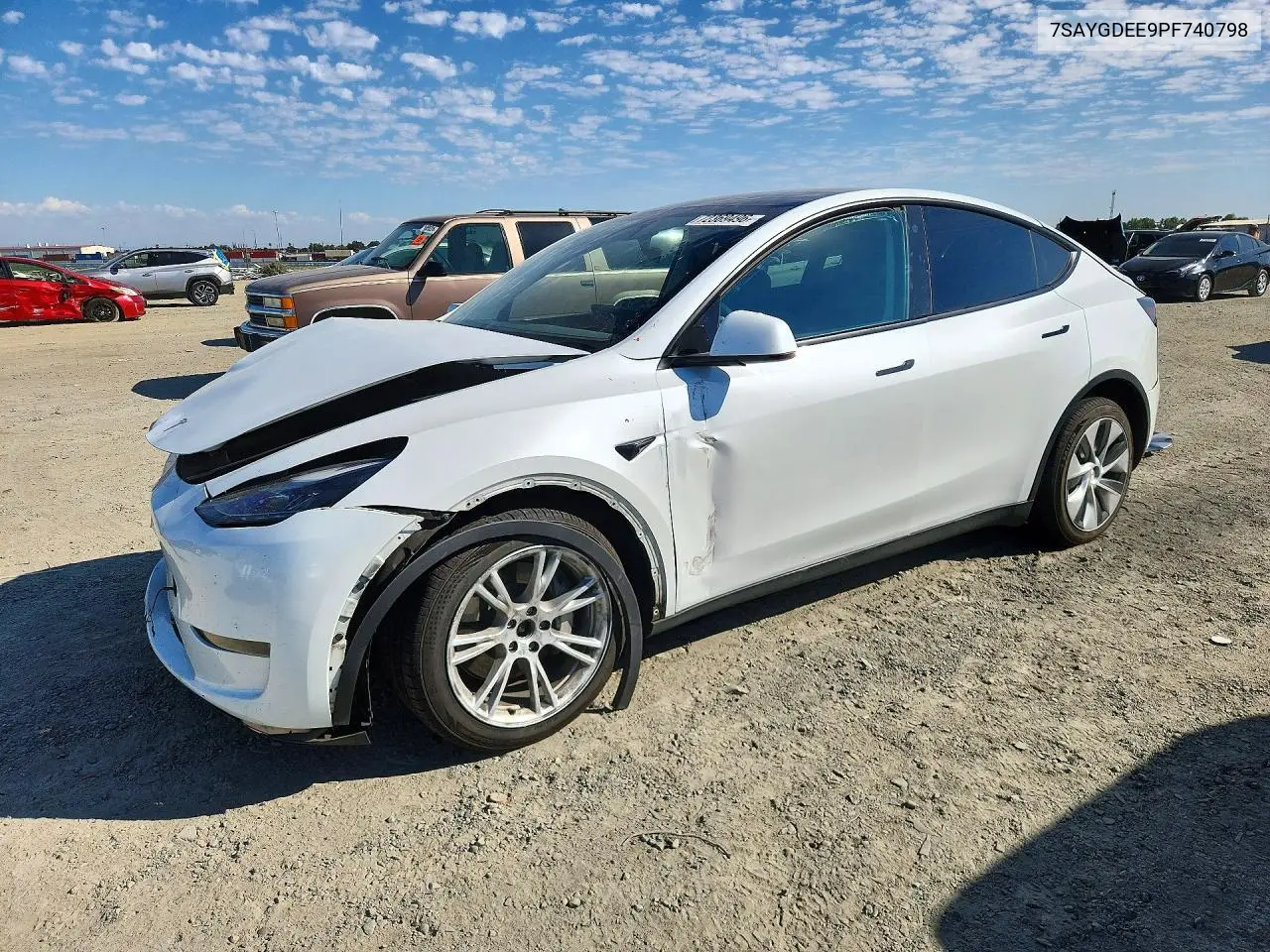 TESLA MODEL Y 2023, VIN 7SAYGDEE9PF740798