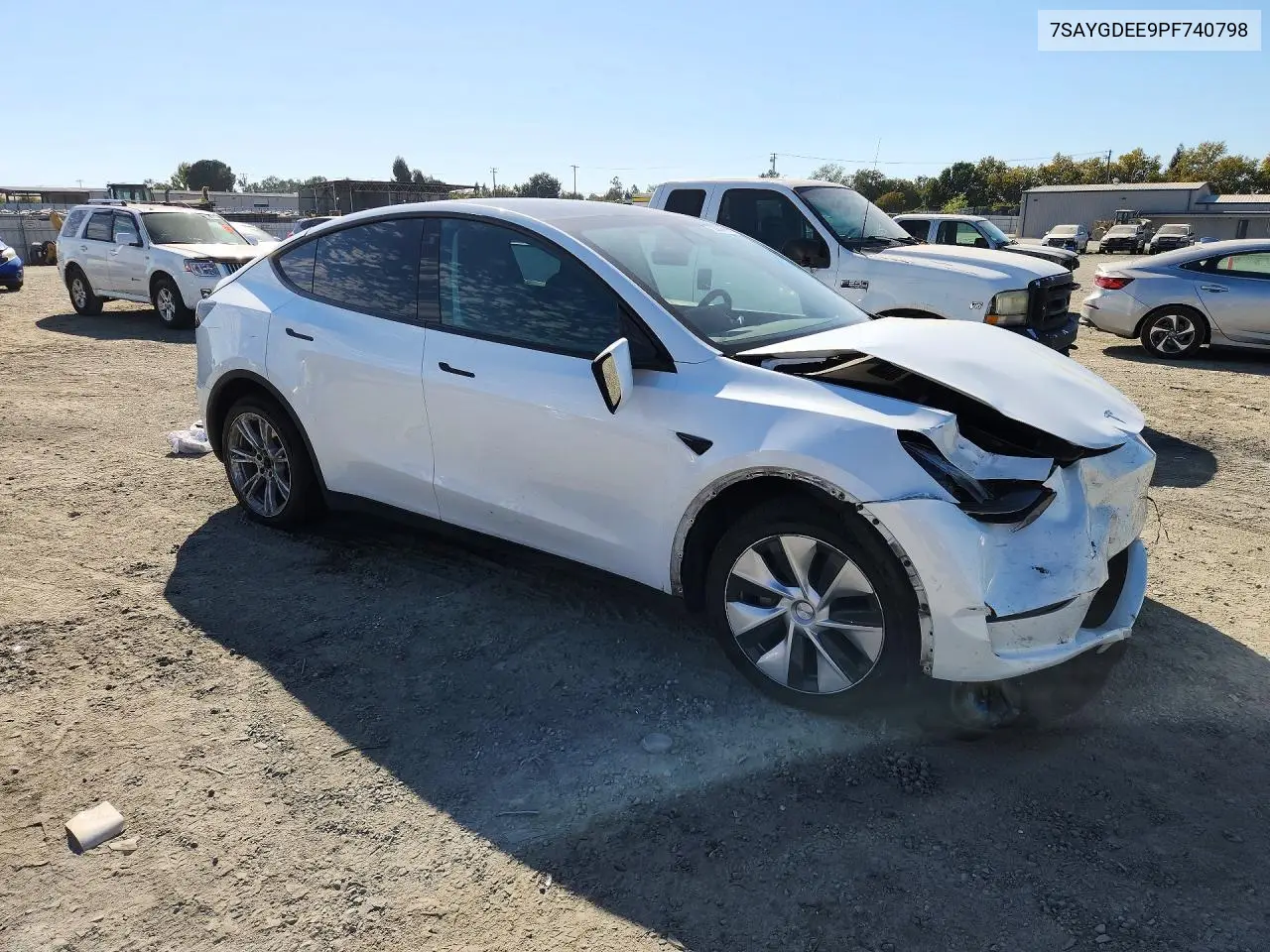 2023 TESLA MODEL Y VIN 7SAYGDEE9PF740798 — фото 4