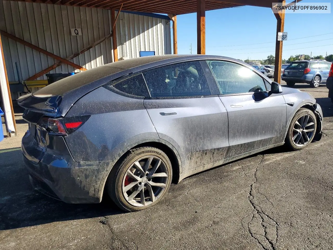 2023 TESLA MODEL Y VIN 7SAYGDEF0PF896902 — фото 3