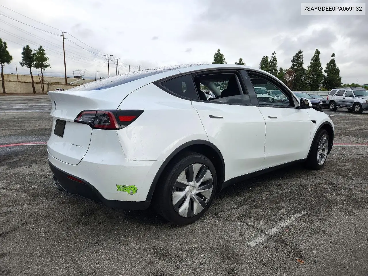 2023 TESLA MODEL Y VIN 7SAYGDEE0PA069132 — фото 3