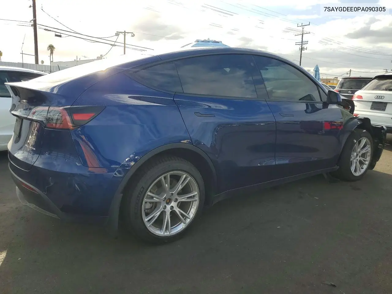 2023 TESLA MODEL Y VIN 7SAYGDEE0PA090305 — фото 3