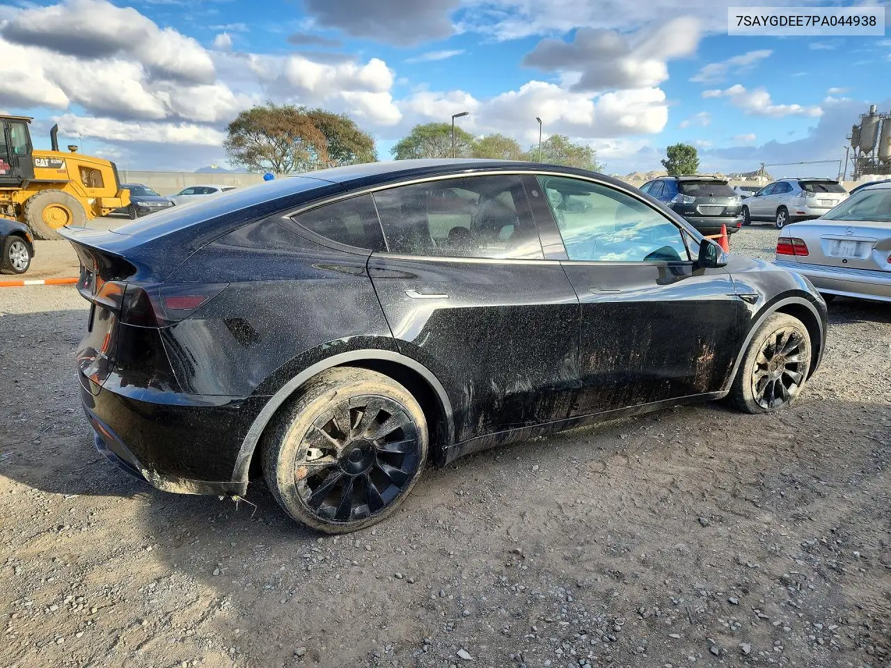 2023 TESLA MODEL Y VIN 7SAYGDEE7PA044938 — фото 2
