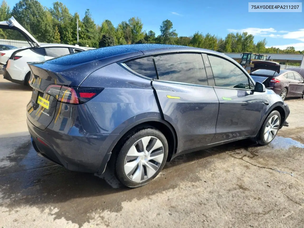 2023 TESLA MODEL Y VIN 7SAYGDEE4PA211207 — фото 3