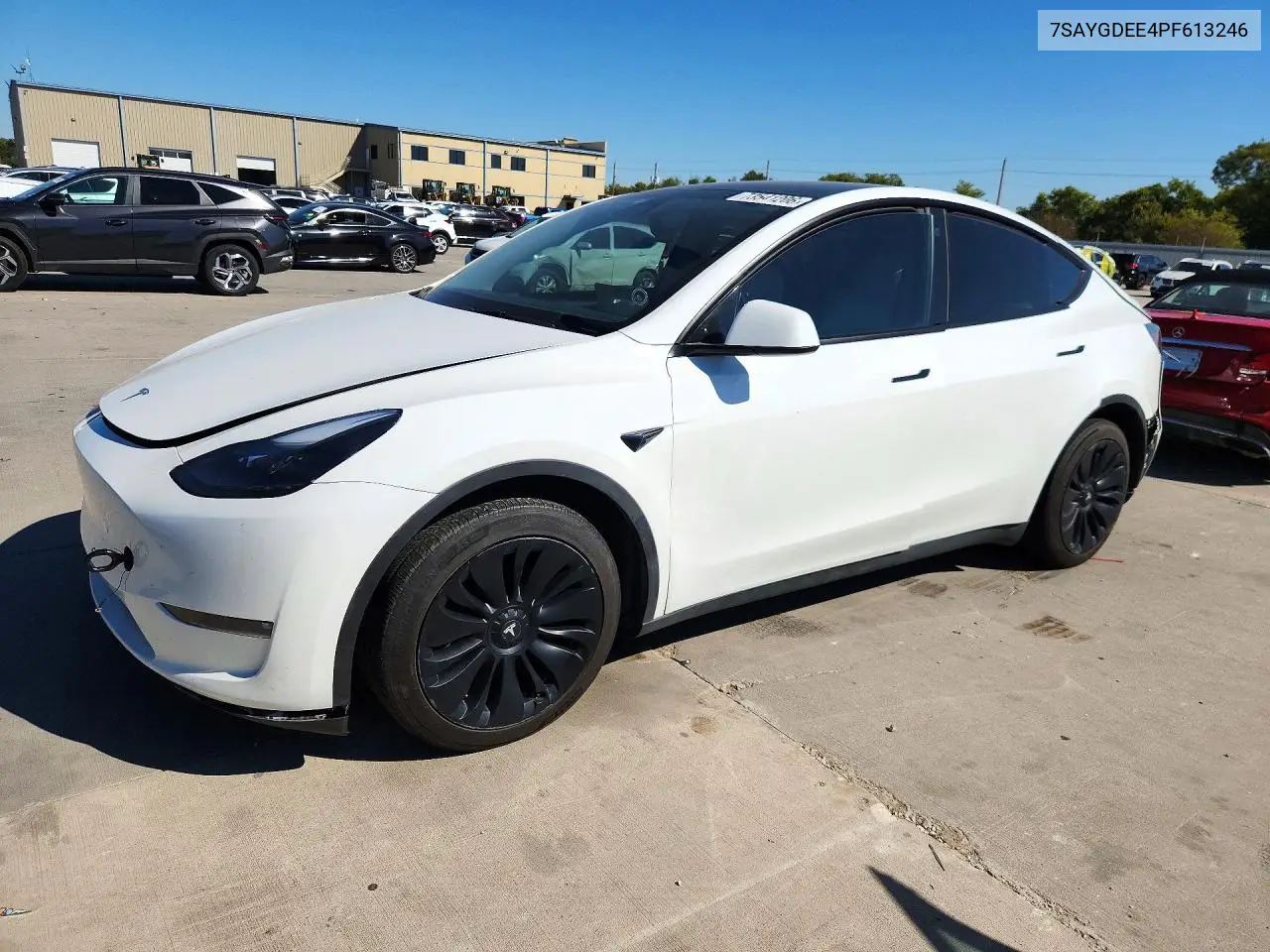 TESLA MODEL Y 2023, VIN 7SAYGDEE4PF613246