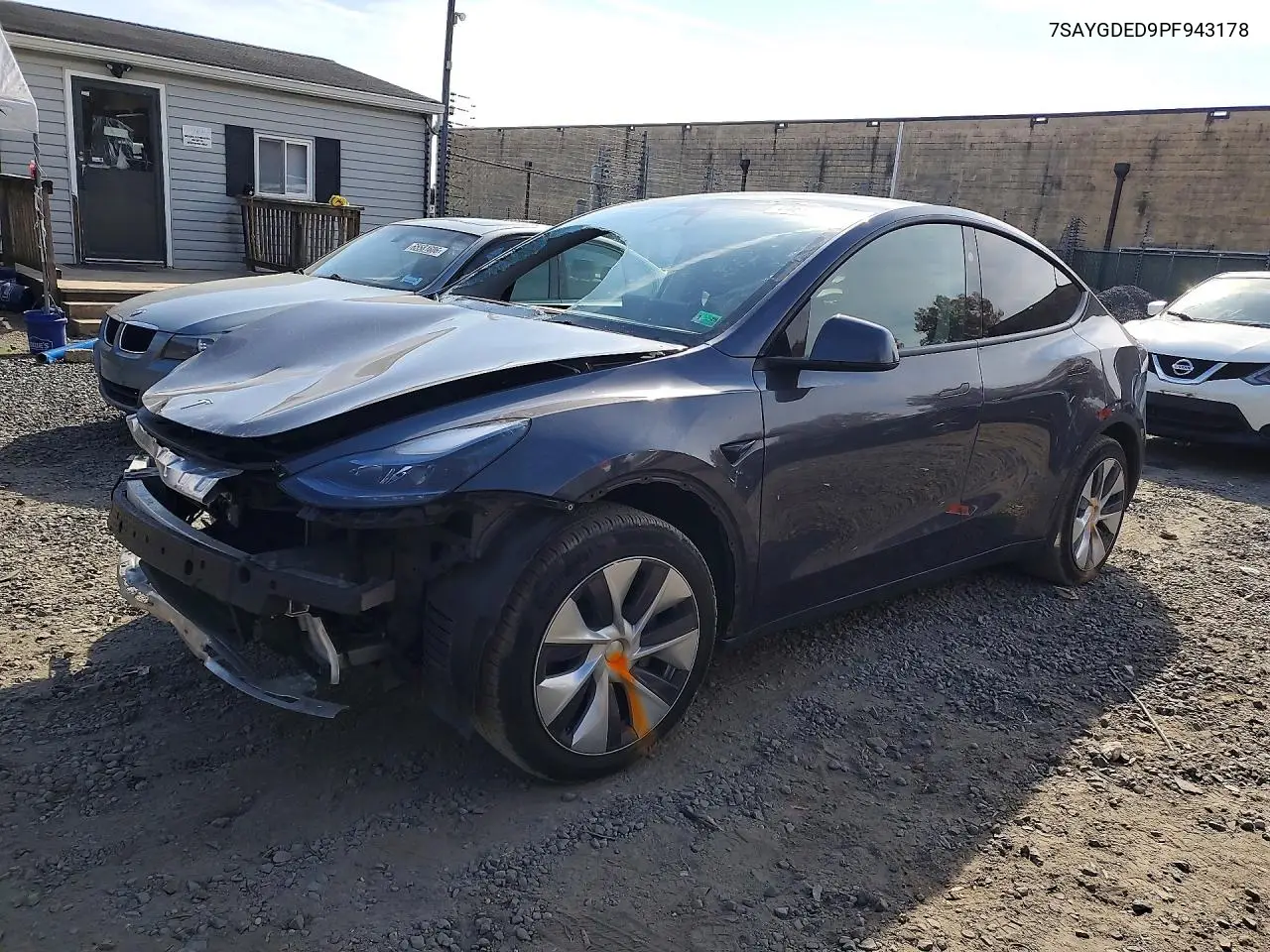 TESLA MODEL Y 2023, VIN 7SAYGDED9PF943178